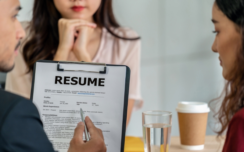 What Do Recruiters Look For In A Freshers Resume At First Glance